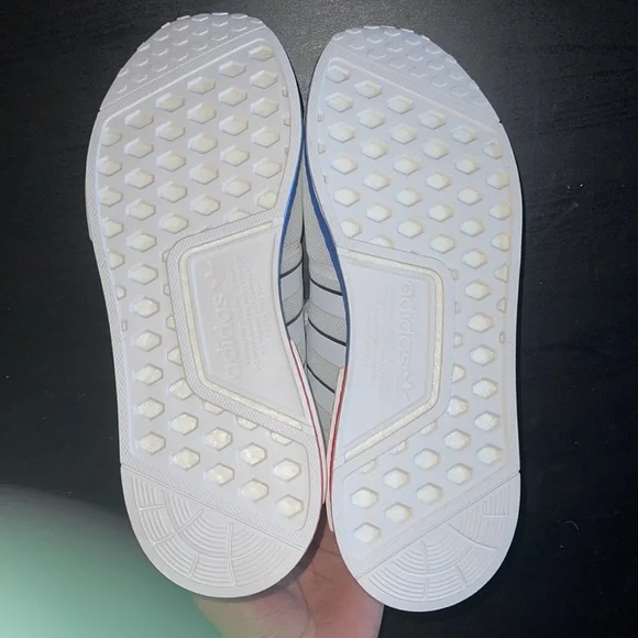 Adidas NMD R1 United By Sneakers Seoul - Picture 4 of 6